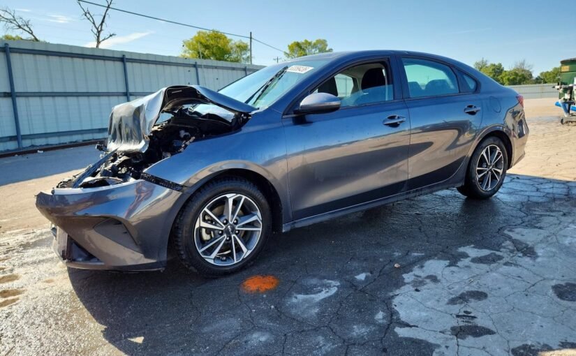 A94 – 2024 KIA FORTE LXS EN CAMINO A ADUANA