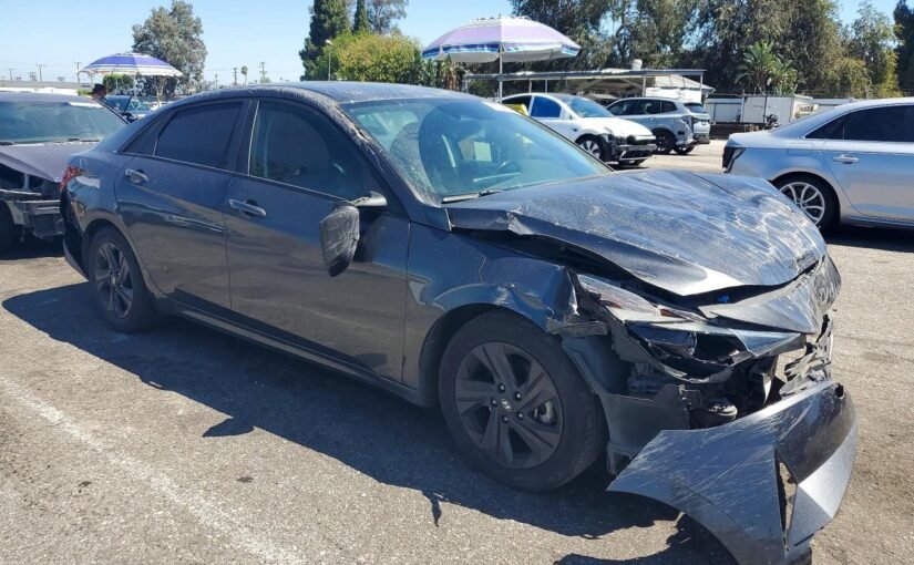 A22 – 2021 HYUNDAI ELANTRA EN CAMINO A ADUANA